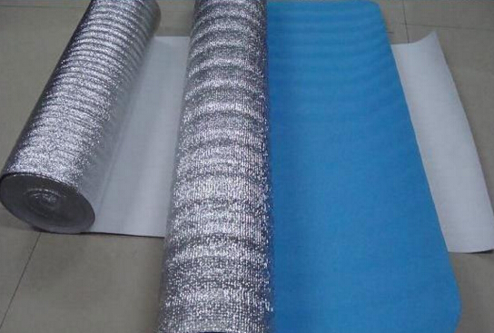 地暖反射膜 地板保护膜 地板隔离膜珍珠棉用途